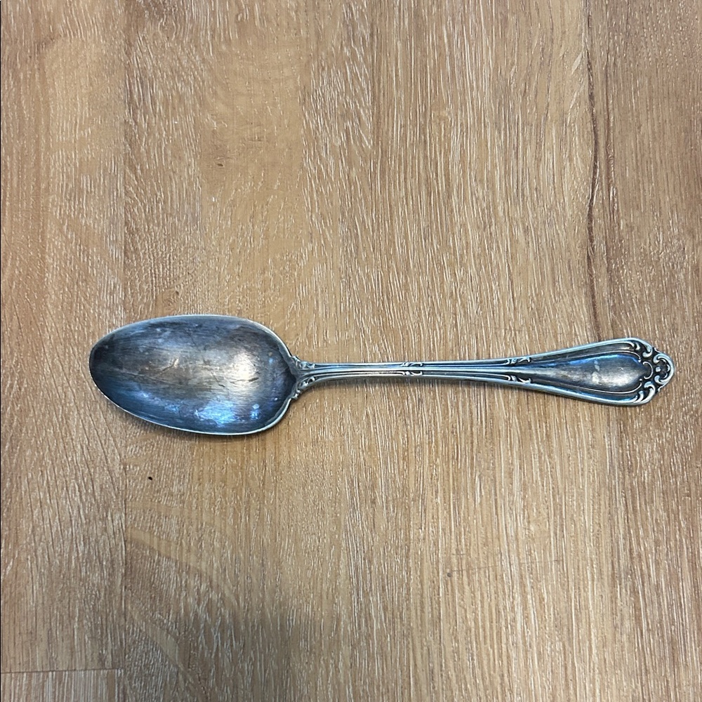 1835 R Wallace Vintage Ornate Silver Serving Spoon - Silver Tone